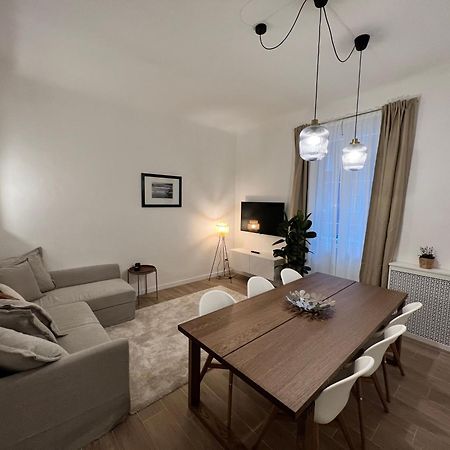 Spacious 3 Bedroom Apartment Милан Экстерьер фото