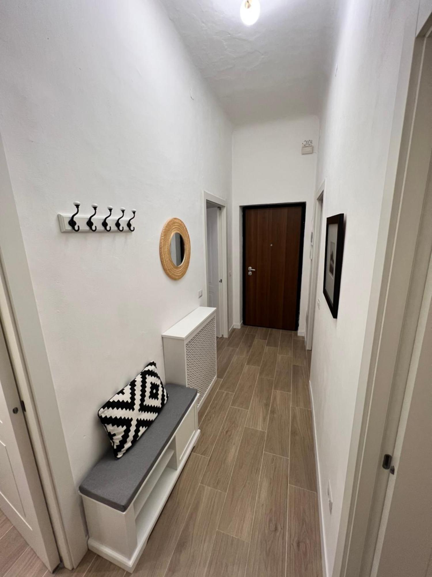 Spacious 3 Bedroom Apartment Милан Экстерьер фото